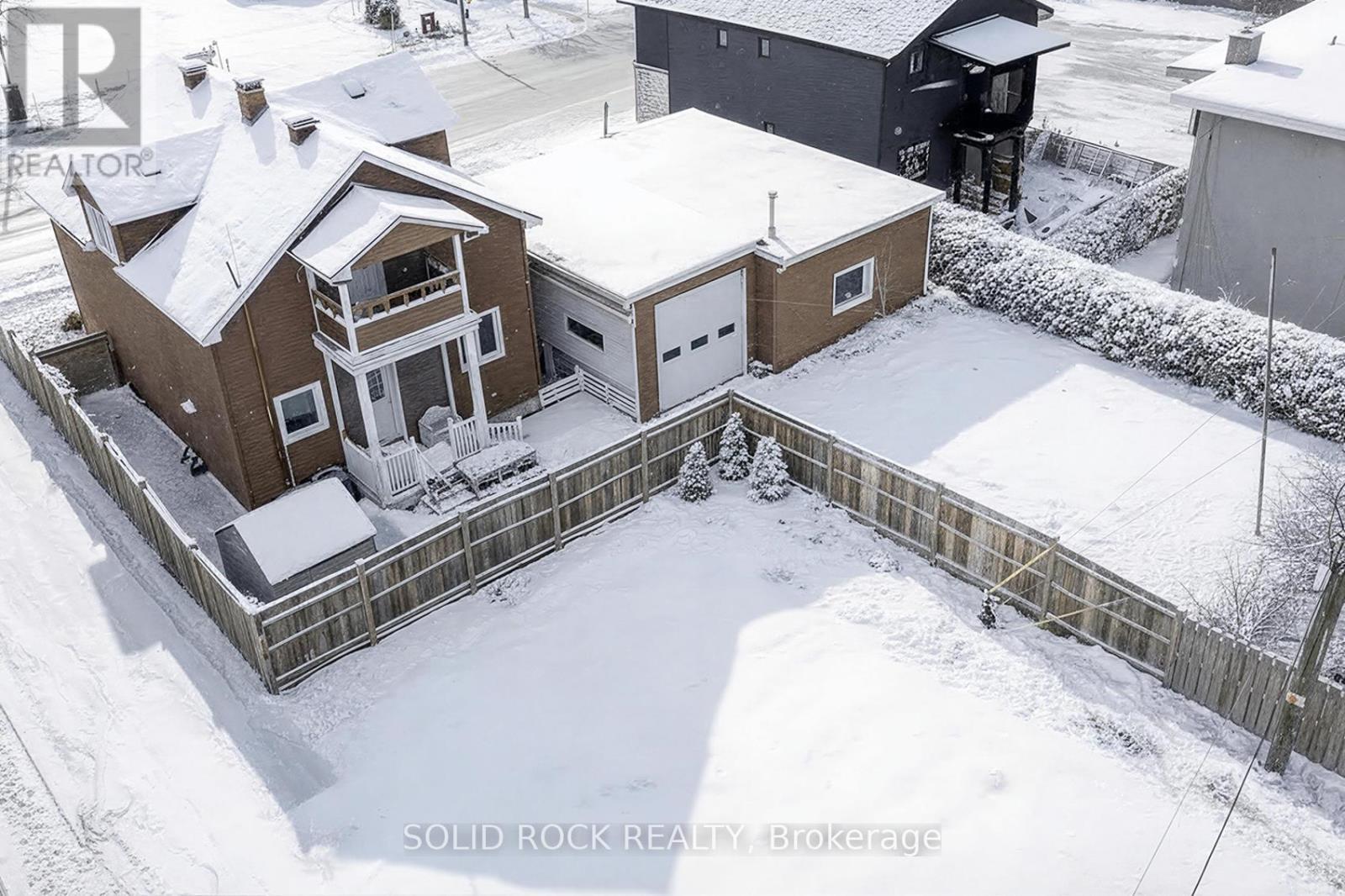 412 Montreal Road, Ottawa, ON - Outdoor