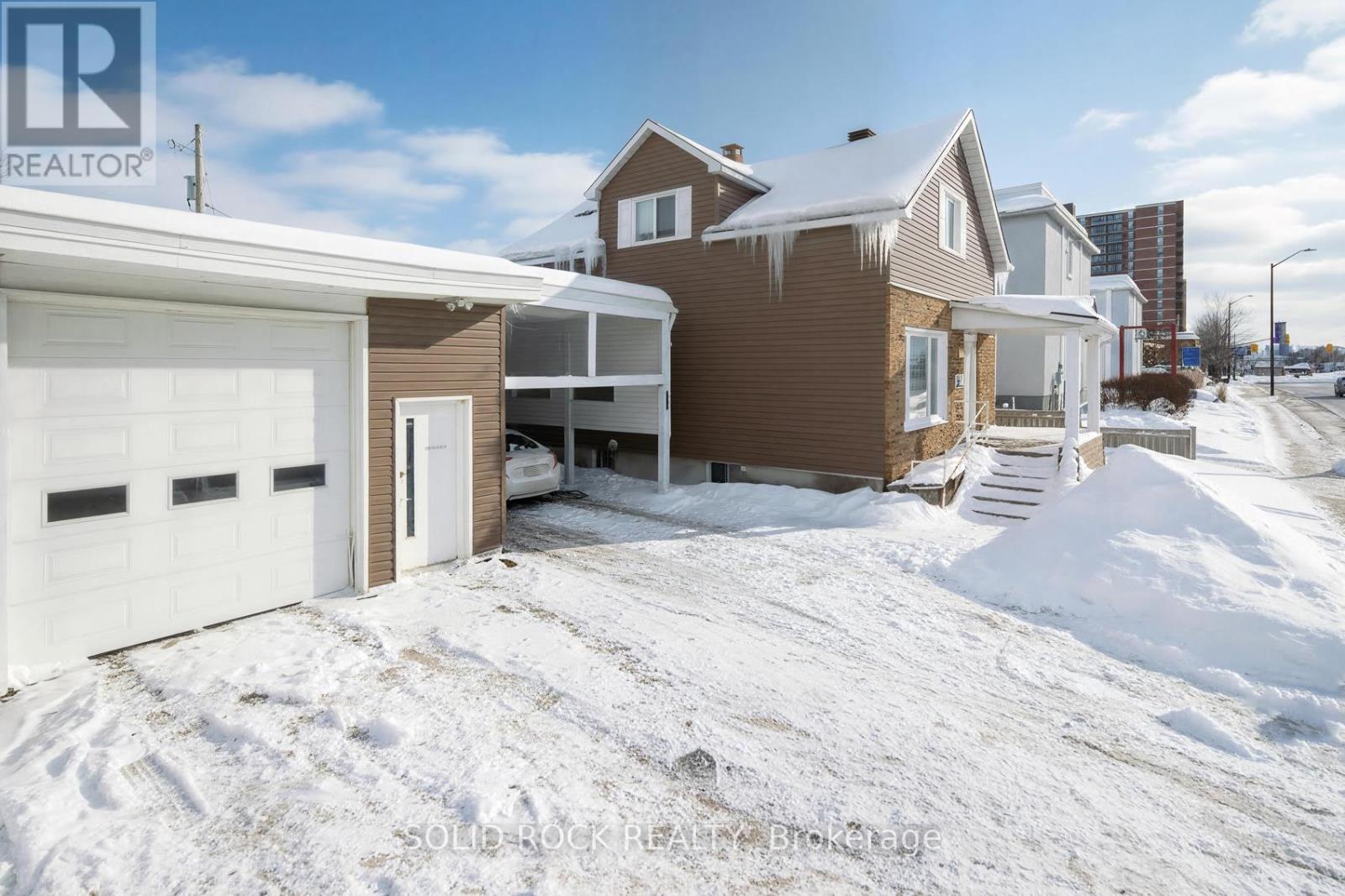 412 Montreal Road, Ottawa, ON - Outdoor