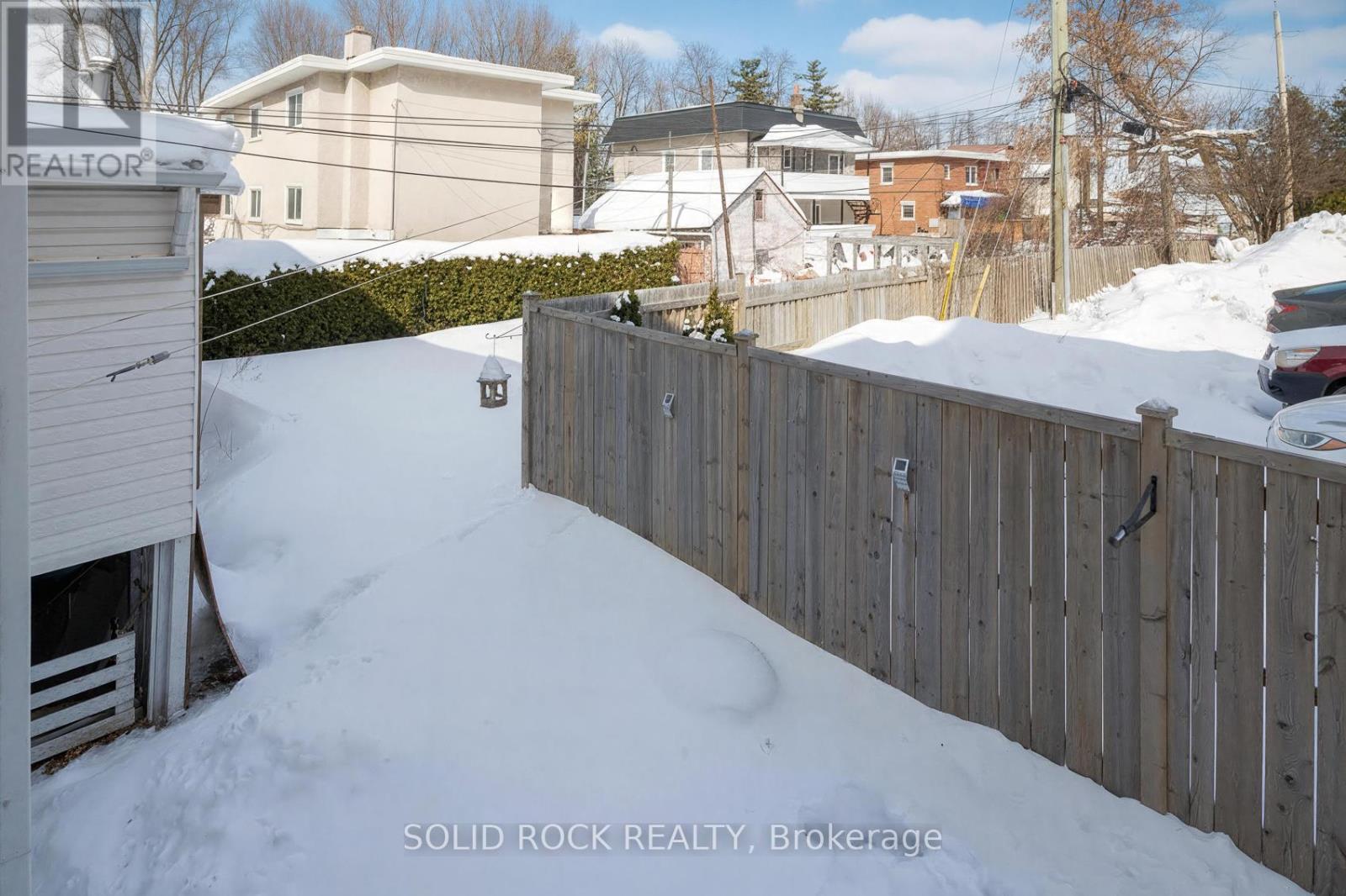 412 Montreal Road, Ottawa, ON - Outdoor