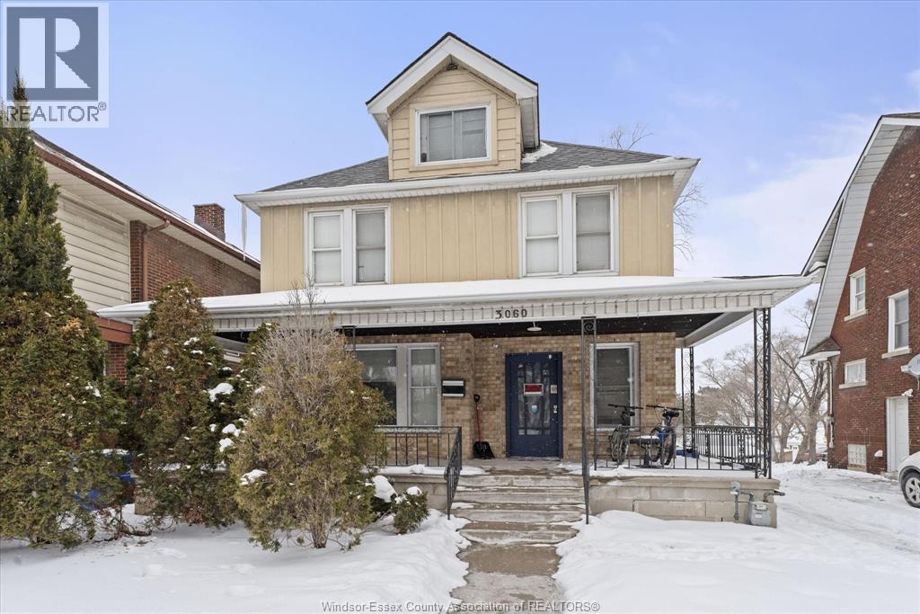 3060 Sandwich, Windsor, ON - Outdoor