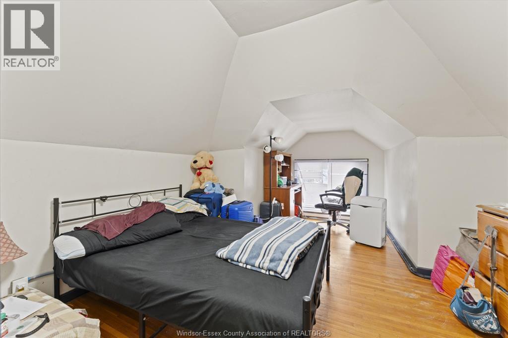 3060 Sandwich, Windsor, ON - Indoor Photo Showing Bedroom
