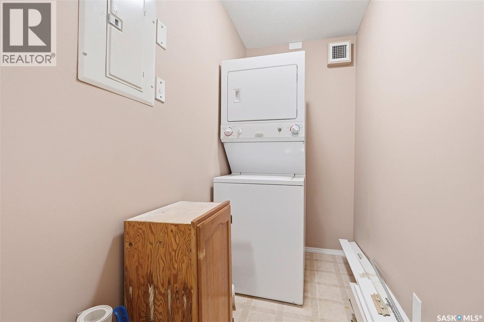 110 215 Lowe Road, Saskatoon, SK