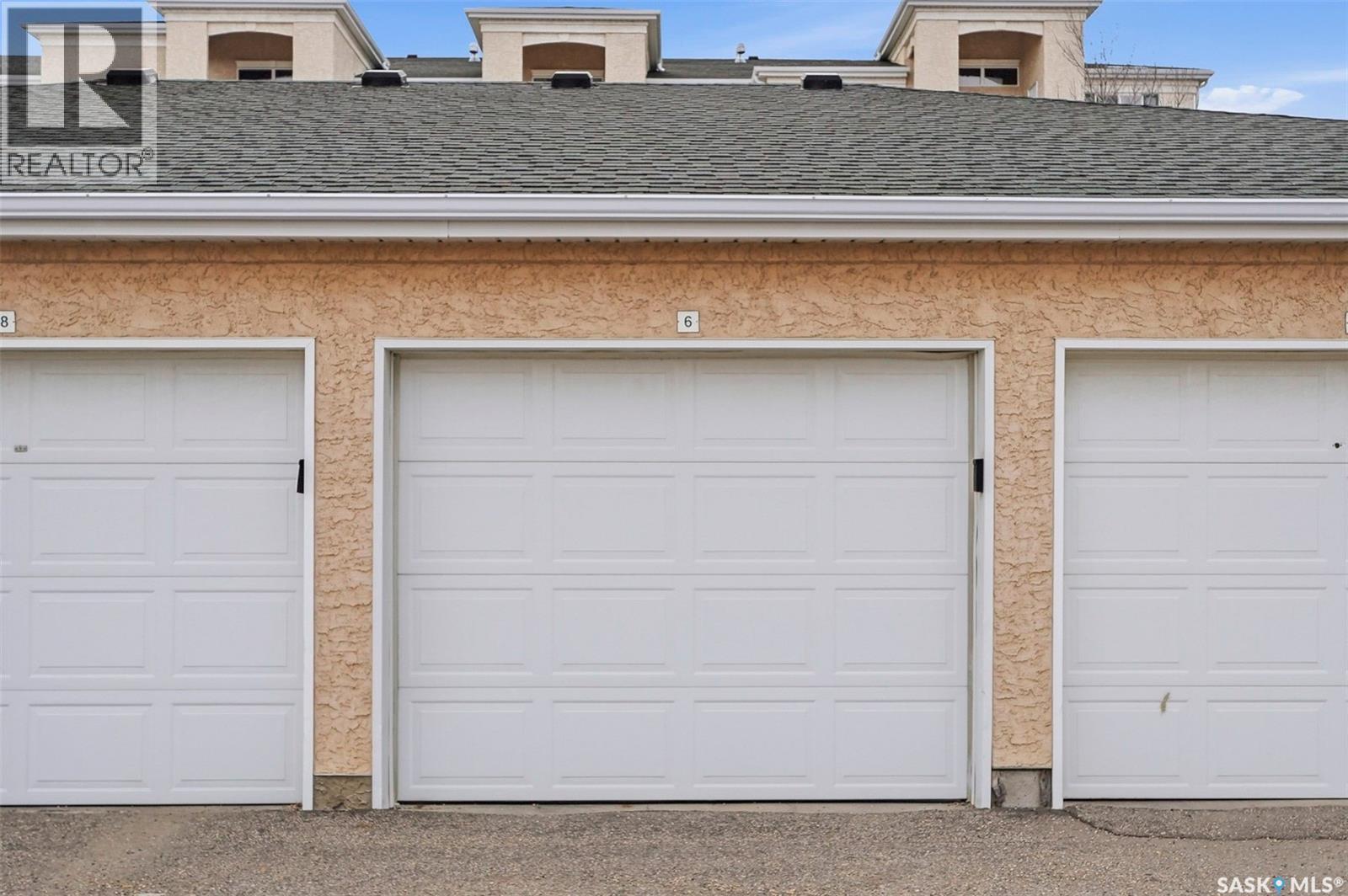 110 215 Lowe Road, Saskatoon, SK