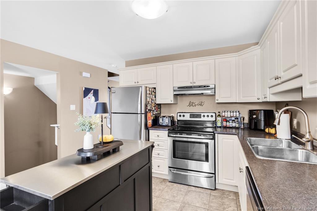 66 Westbrook Lane, Fredericton, NB