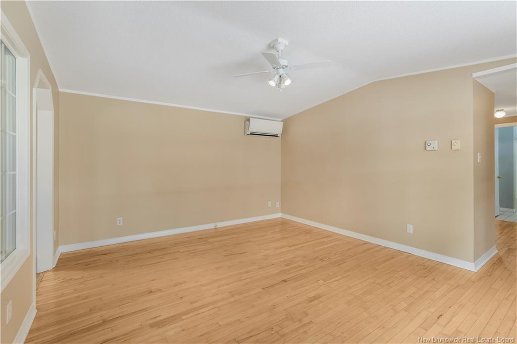 107 Hedgeview Dr, Fredericton, NB