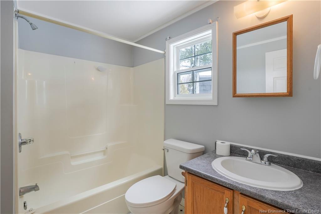 107 Hedgeview Dr, Fredericton, NB