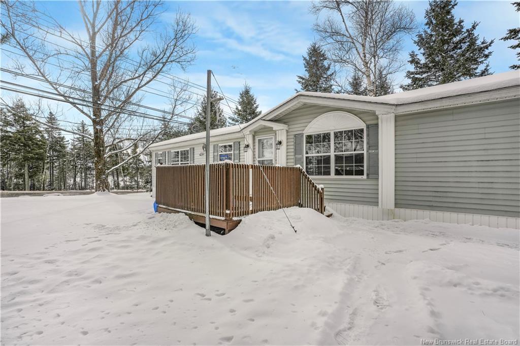 107 Hedgeview Dr, Fredericton, NB