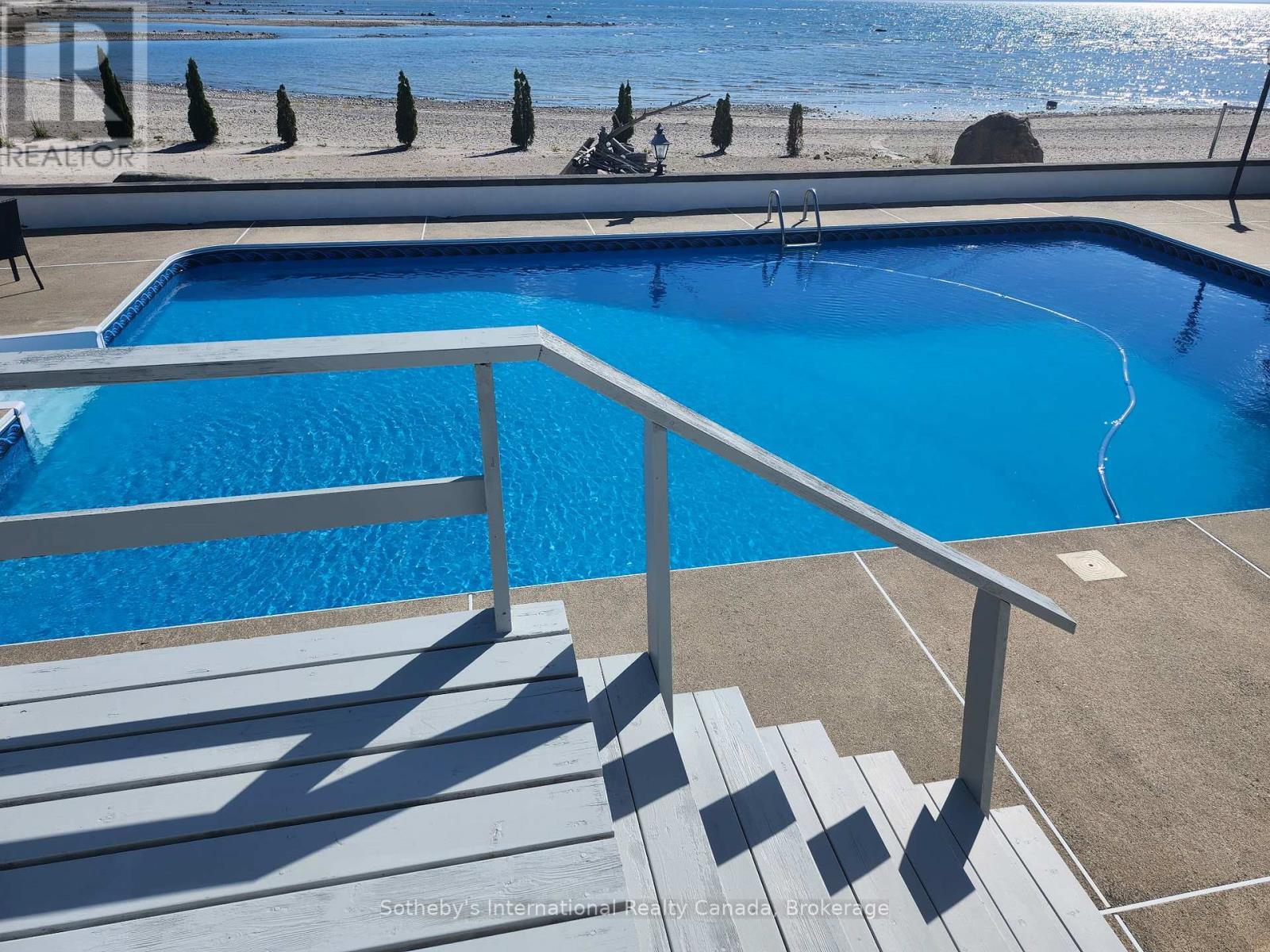 1420 Tiny Beaches Road N, Tiny, ON - Outdoor With In Ground Pool