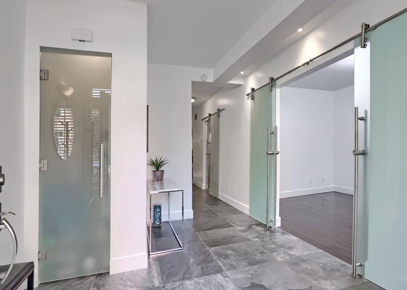 Hall d'entrée/Vestibule - 1218 Rue Alexandre-Desève, Montréal (Ville-Marie), QC - Indoor