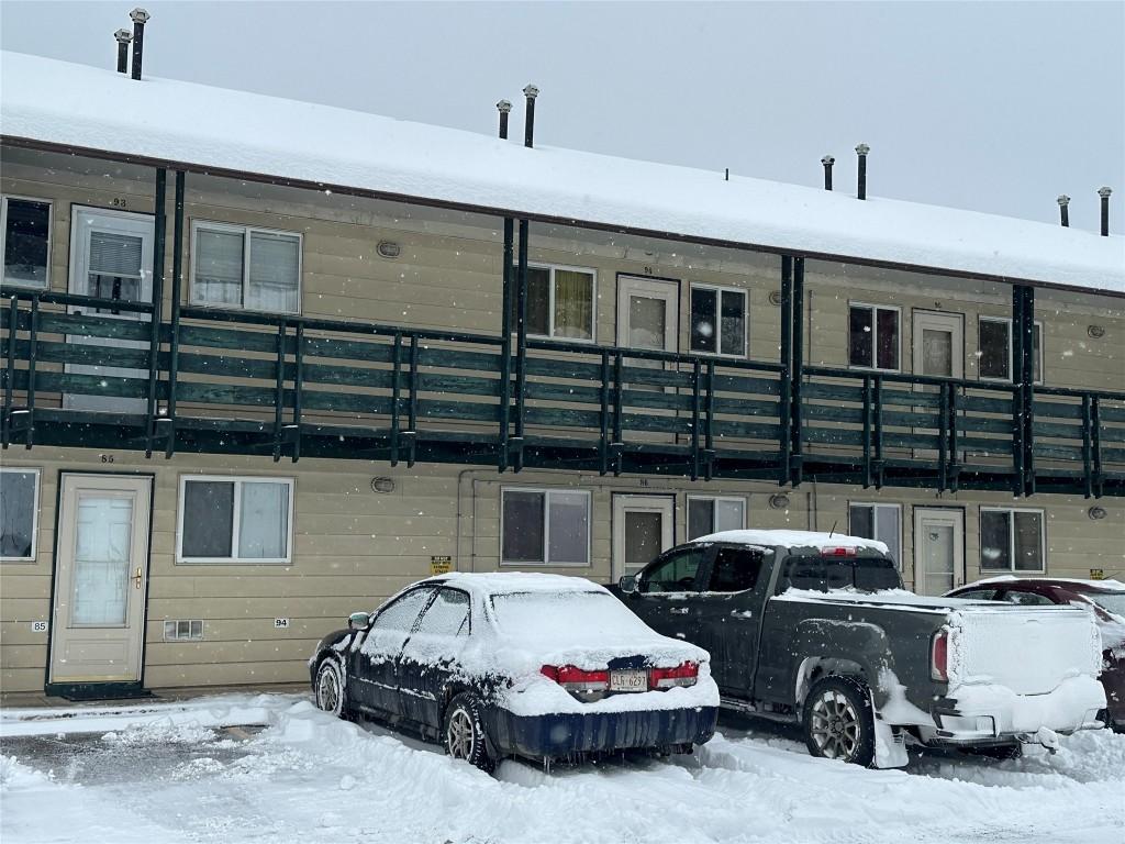 86-100 Red Cedar Drive, Sparwood, BC - Indoor Photo Showing Garage