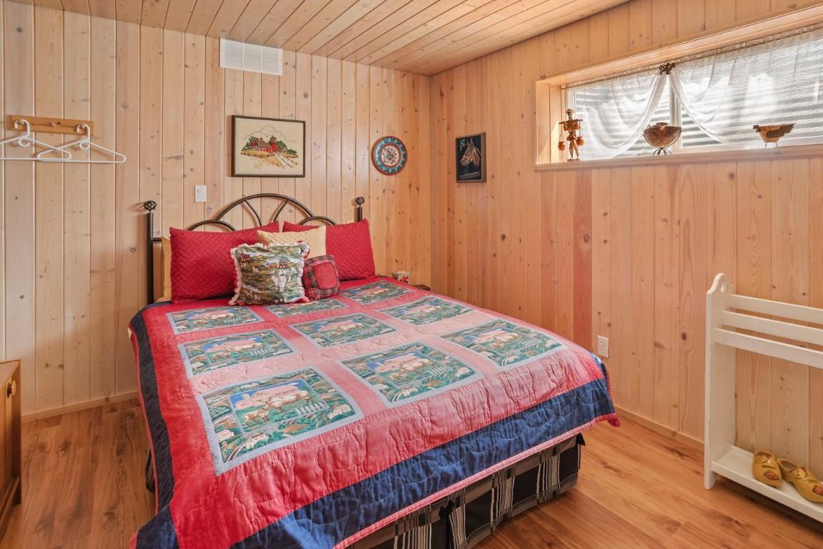 2372 20Th Street, Lister, BC