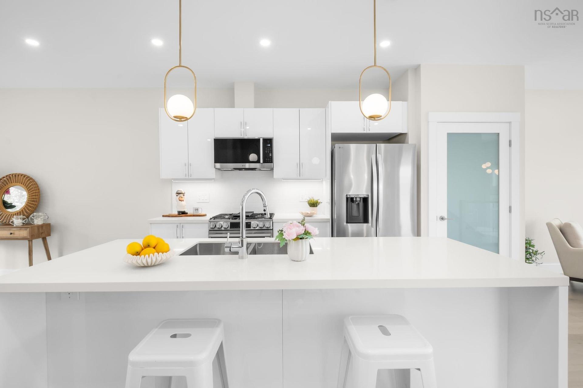 85 Simona Drive, Dartmouth, NS - Indoor Photo Showing Kitchen With Upgraded Kitchen