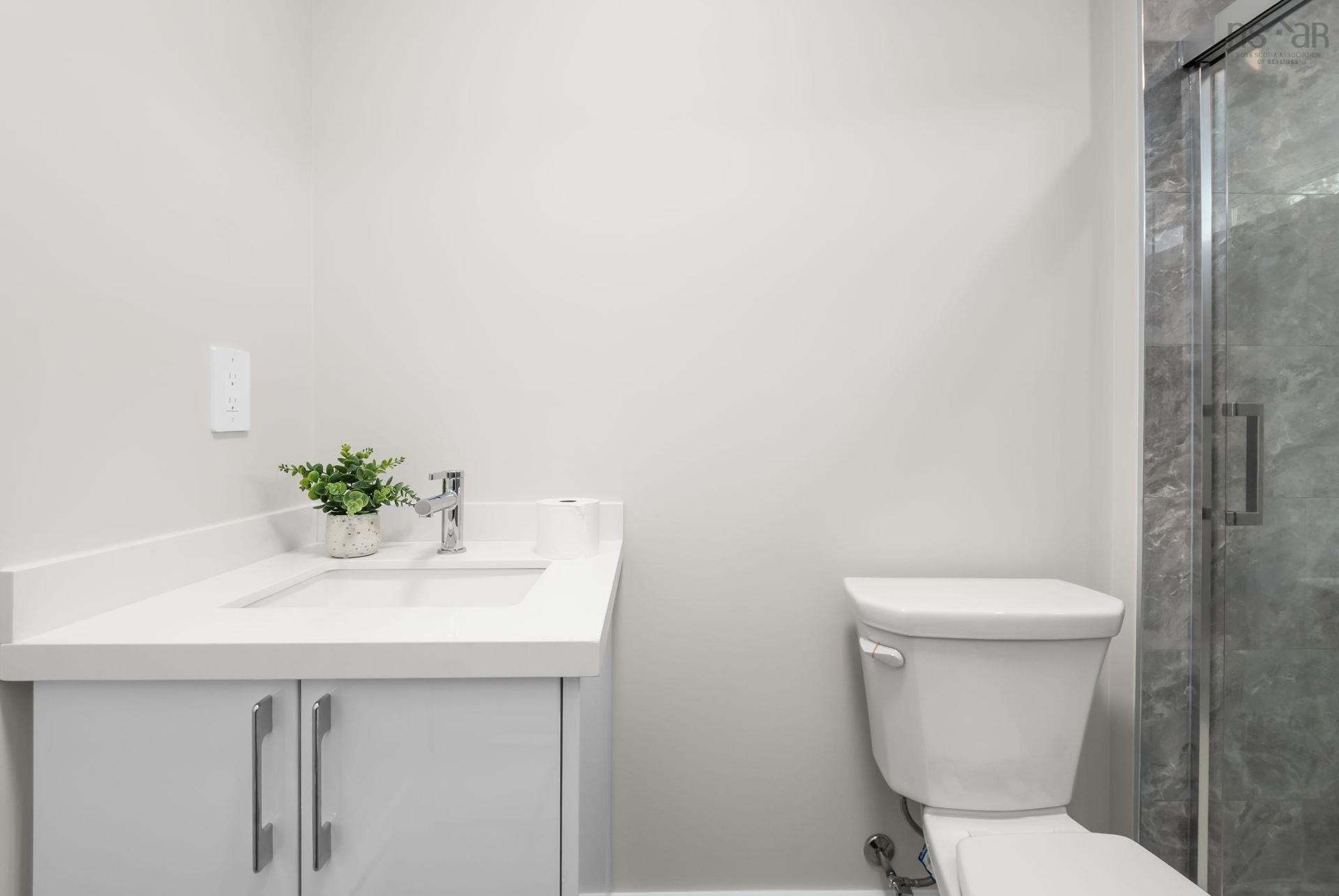 85 Simona Drive, Dartmouth, NS - Indoor Photo Showing Bathroom