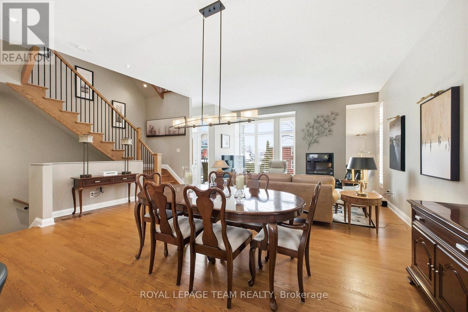 418 Mayfair Avenue, Ottawa, ON - Indoor Photo Showing Dining Room