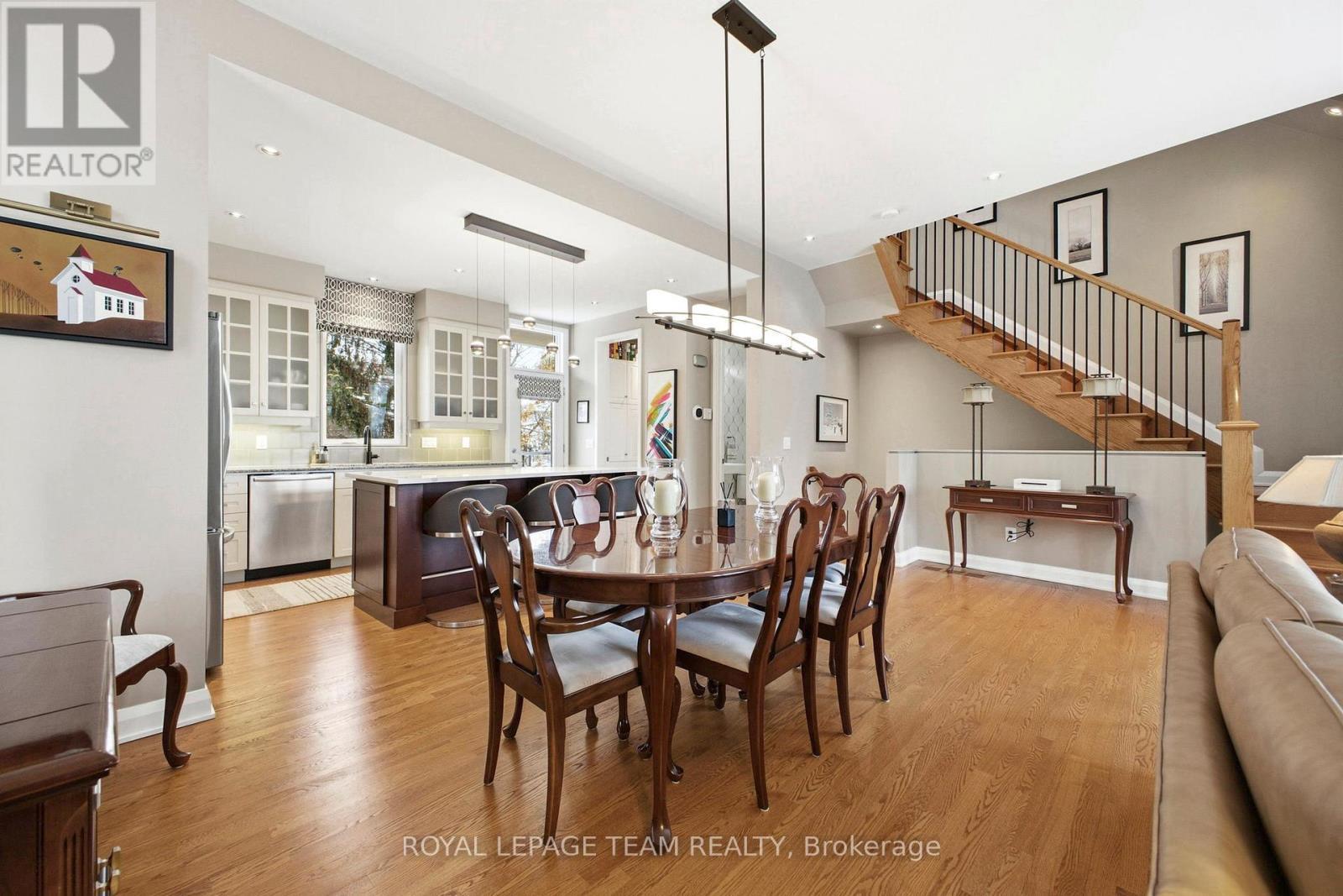 418 Mayfair Avenue, Ottawa, ON - Indoor Photo Showing Other Room