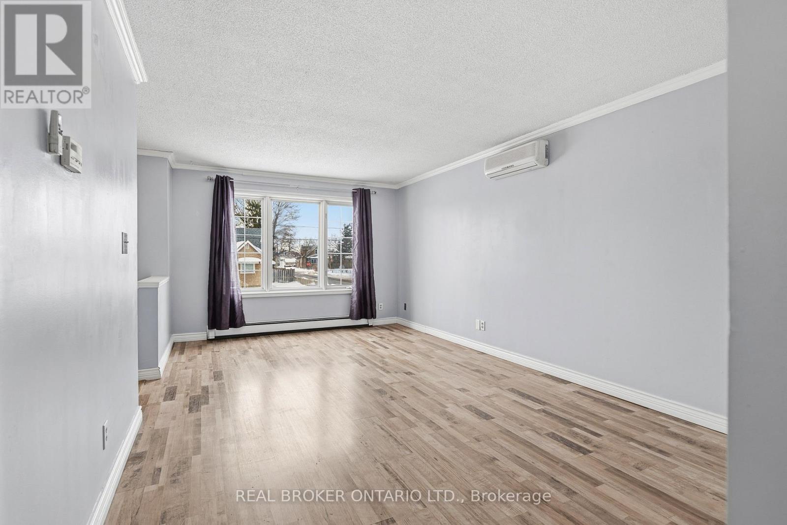 379 Southworth Street S, Welland (Lincoln/Crowland), ON - Indoor Photo Showing Other Room