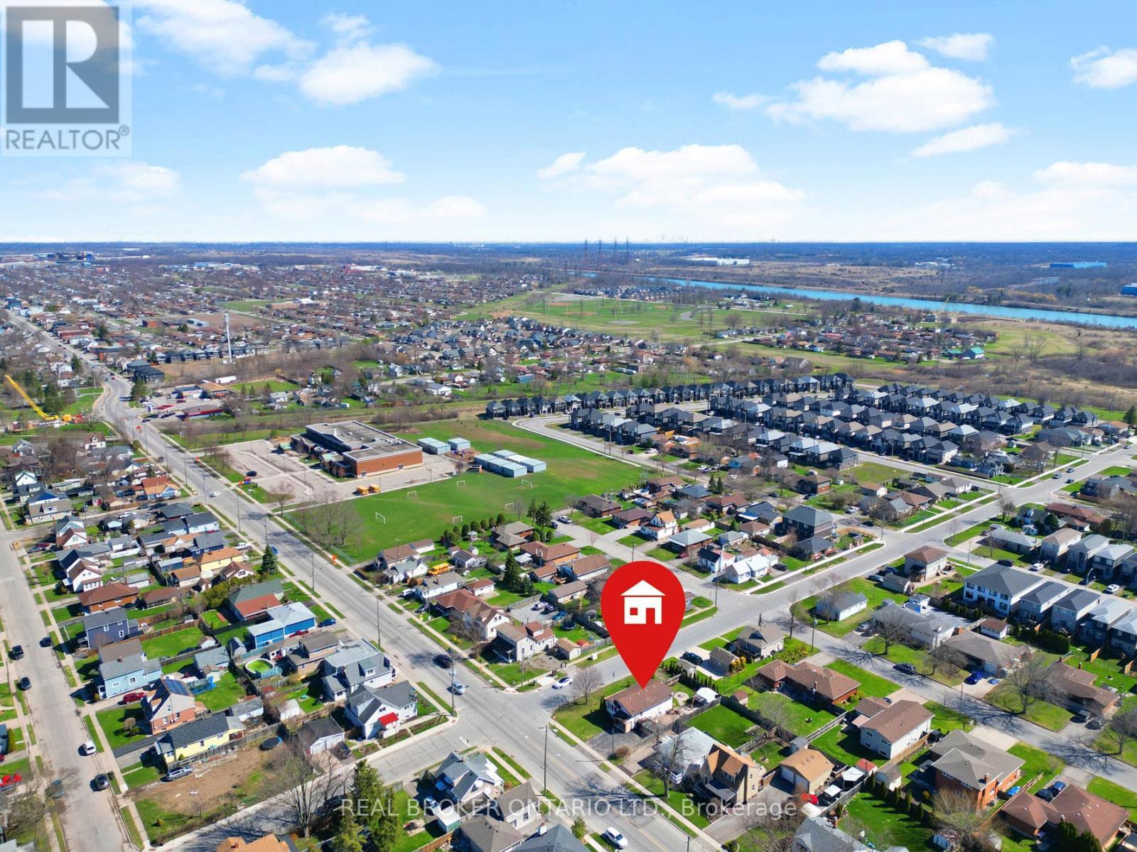 379 Southworth Street S, Welland (Lincoln/Crowland), ON - Outdoor With View