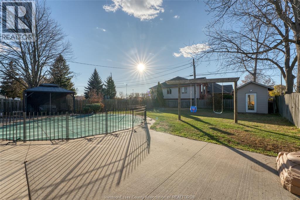 111 Danforth, Leamington, ON - Outdoor
