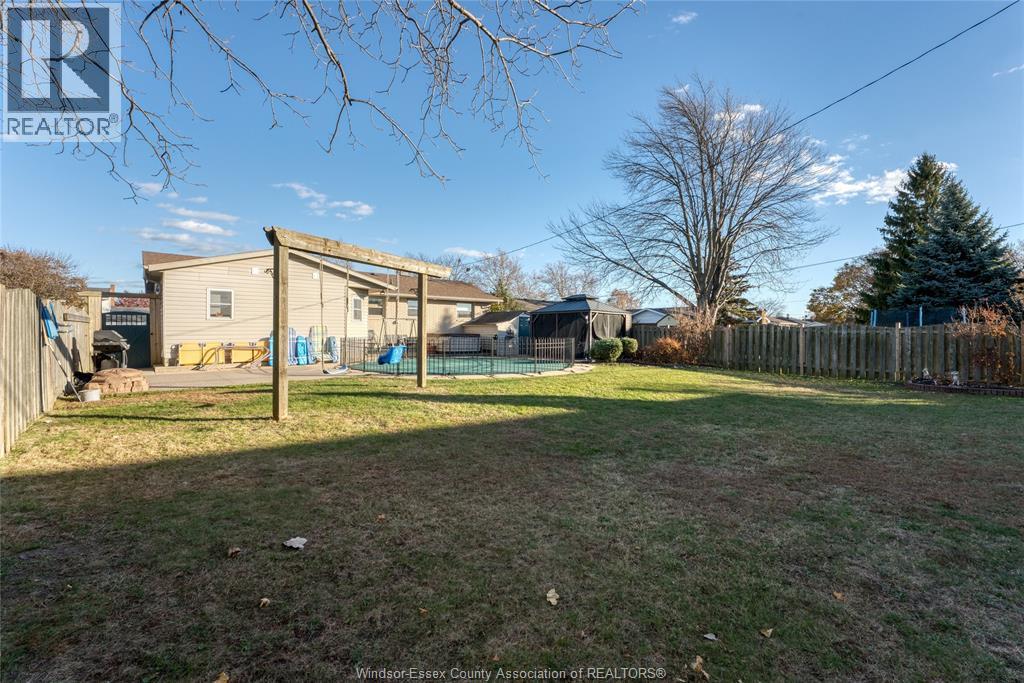 111 Danforth, Leamington, ON - Outdoor