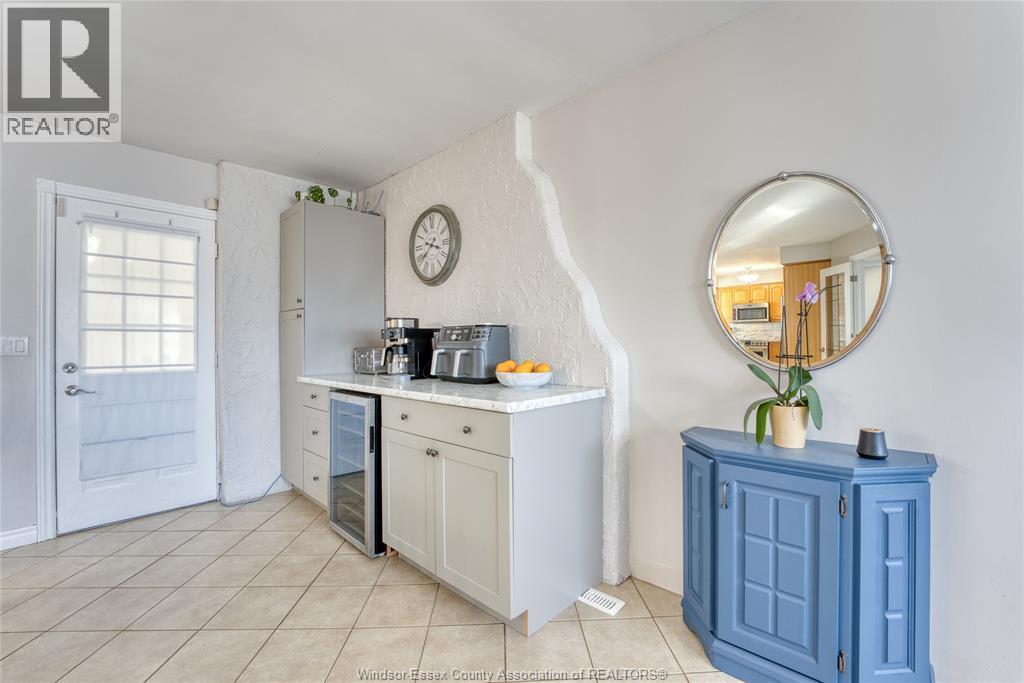 111 Danforth, Leamington, ON - Indoor Photo Showing Other Room