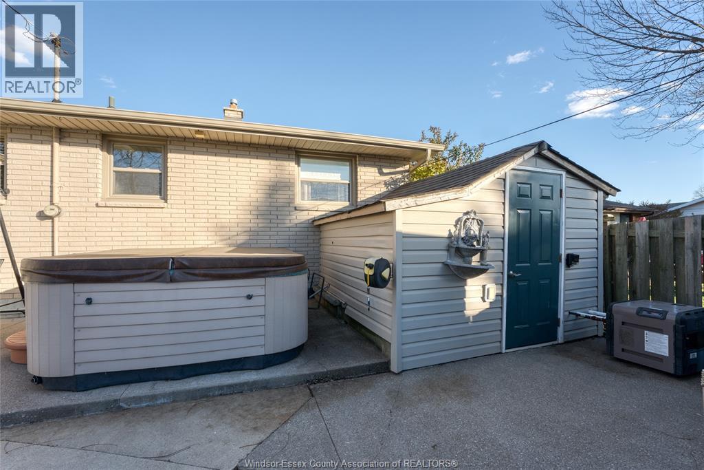 111 Danforth, Leamington, ON - Outdoor With Exterior