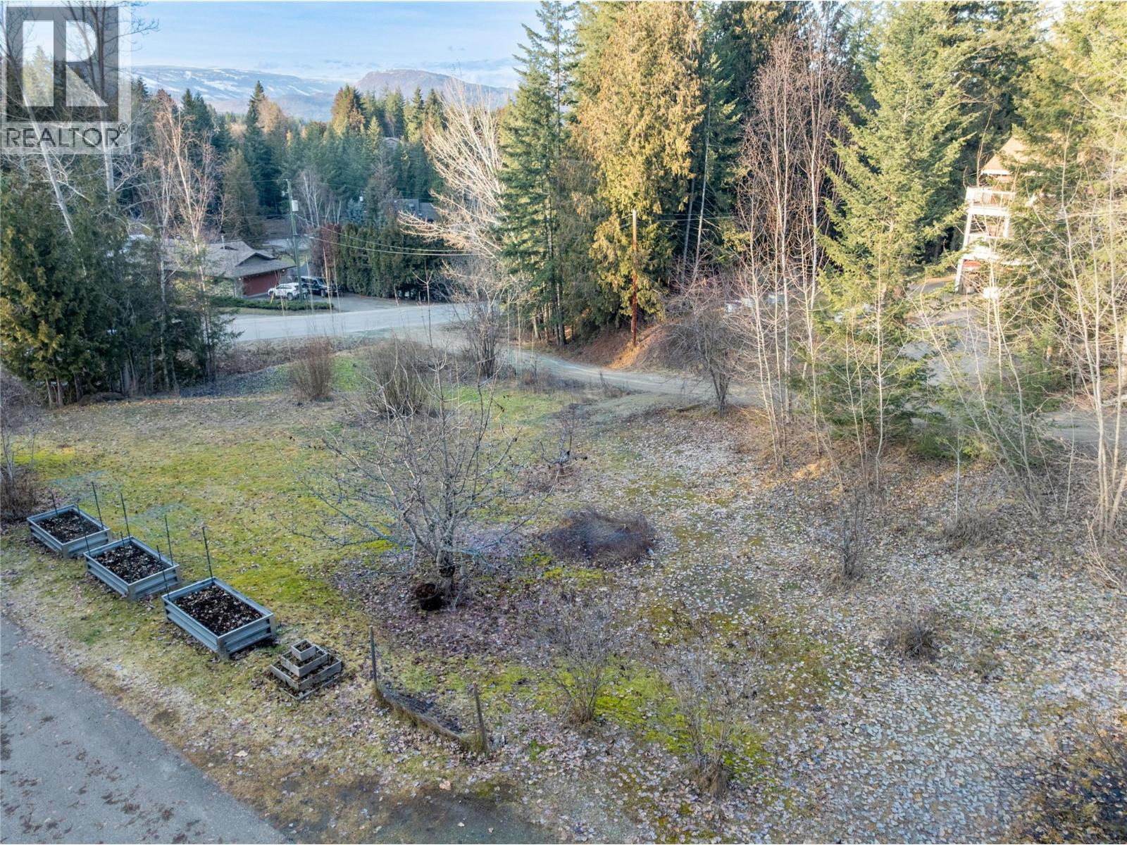 2486 Centennial Drive, Blind Bay, BC