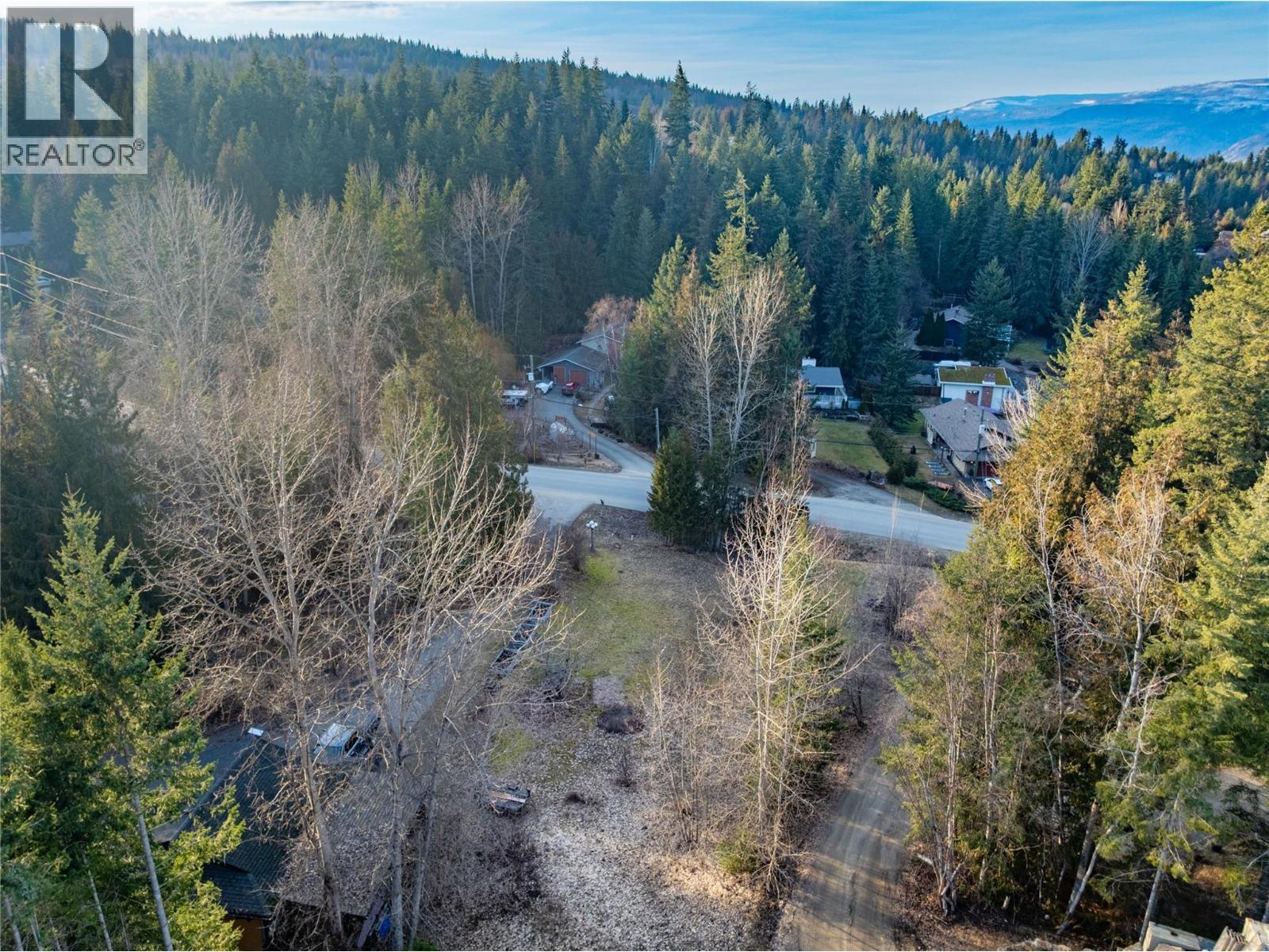 2486 Centennial Drive, Blind Bay, BC