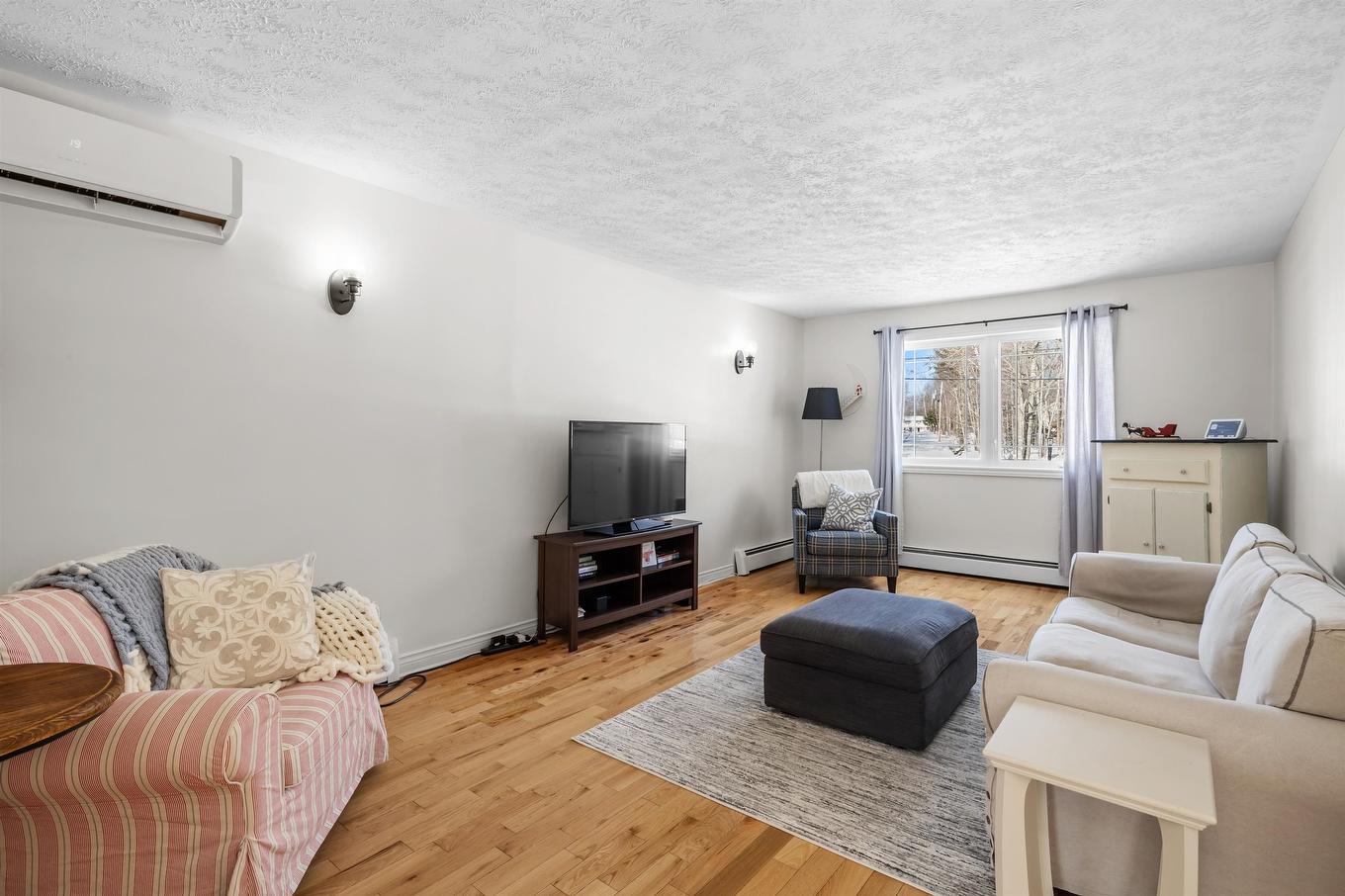 7 Woodlands Boulevard, Cornwall, PE