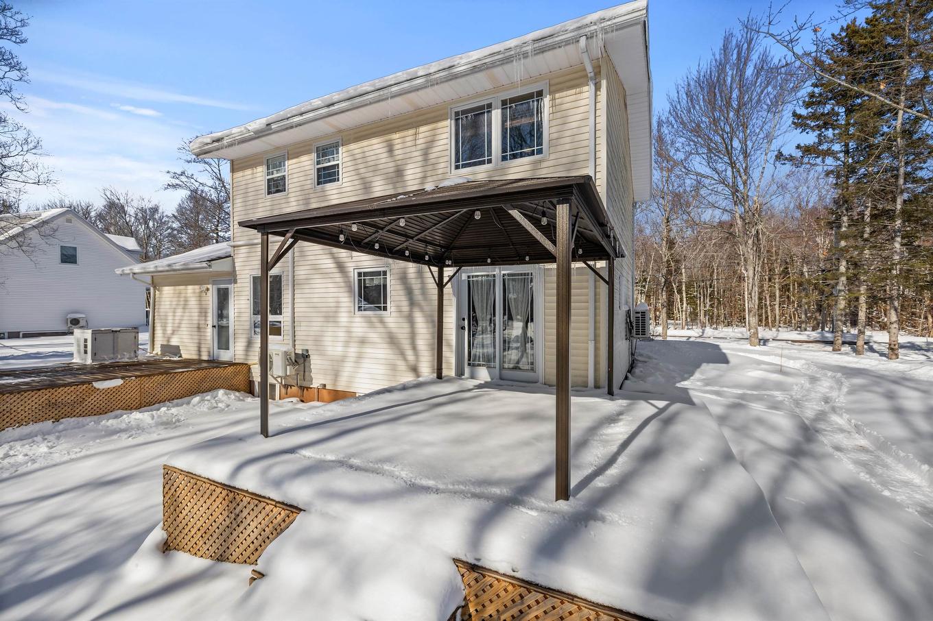 7 Woodlands Boulevard, Cornwall, PE