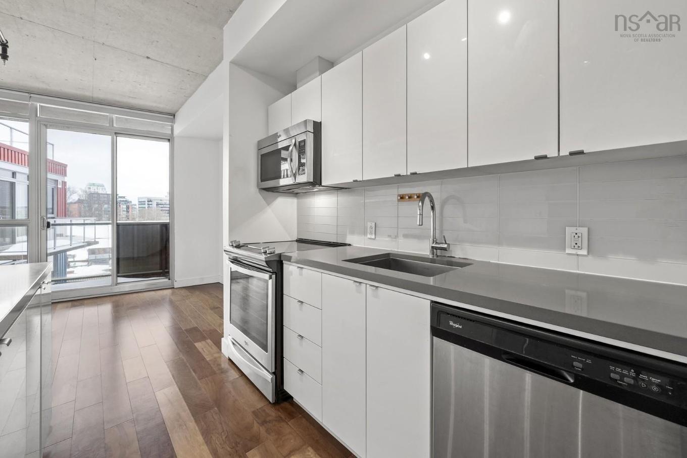 527 1065 Barrington Street, Halifax, NS