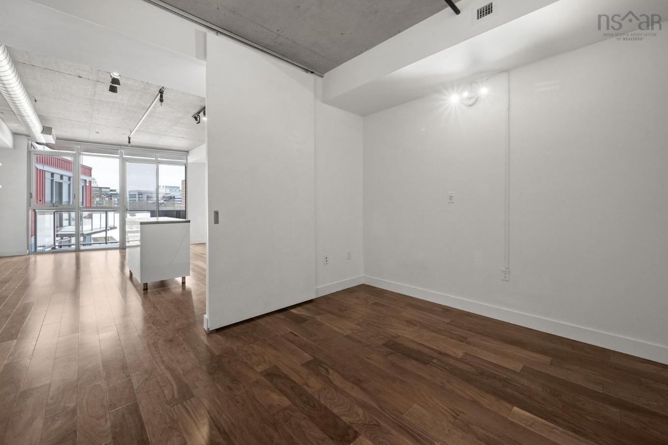 527 1065 Barrington Street, Halifax, NS