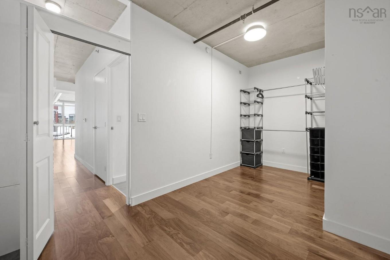 527 1065 Barrington Street, Halifax, NS