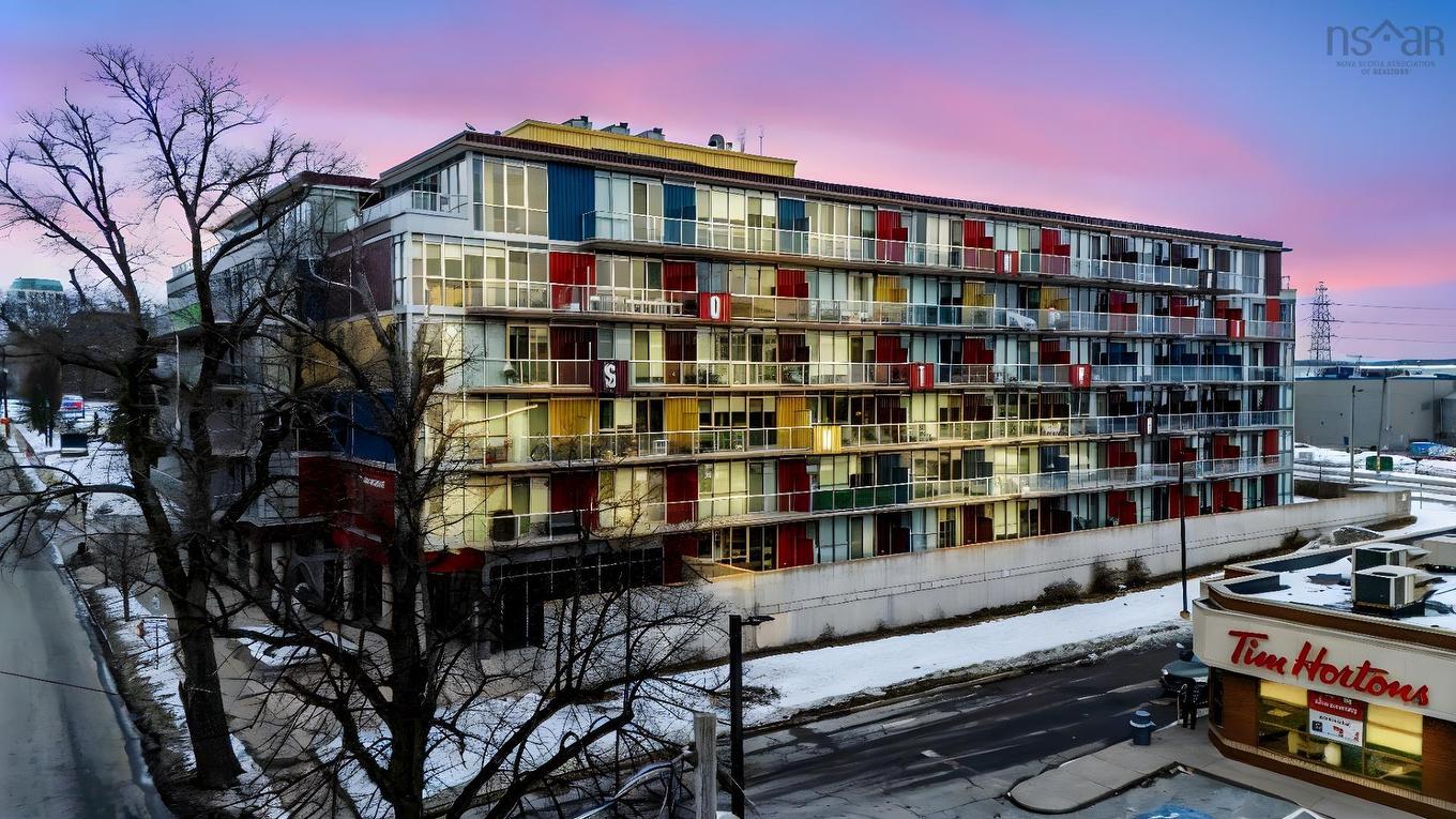 527 1065 Barrington Street, Halifax, NS