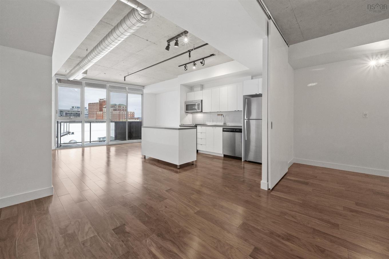 527 1065 Barrington Street, Halifax, NS