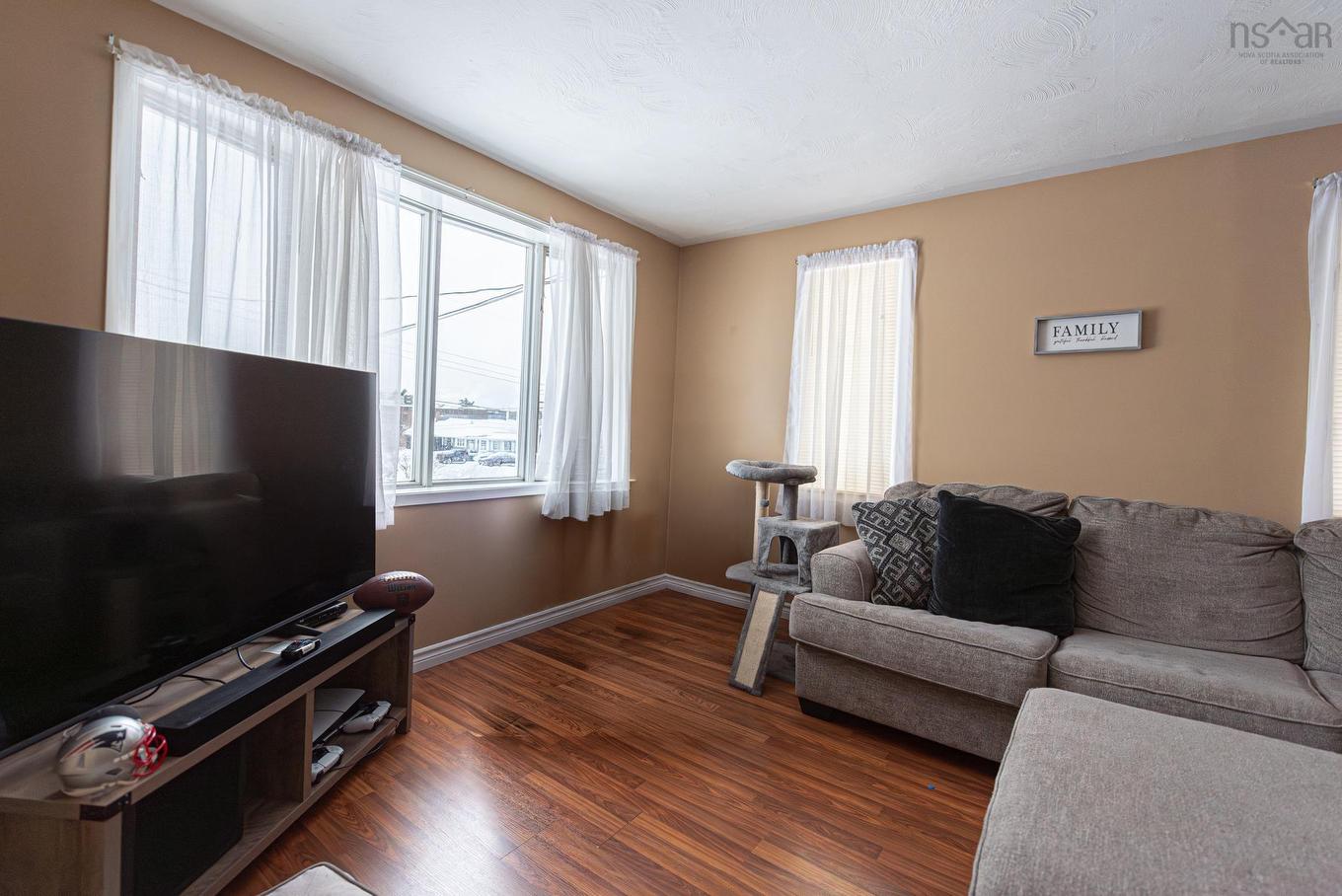 9 Terrace Avenue, Stellarton, NS