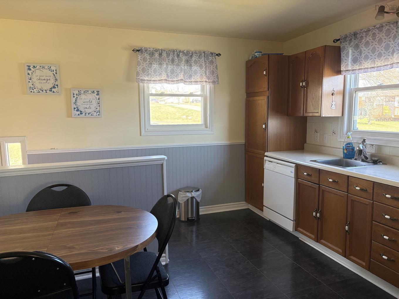 9 Terrace Avenue, Stellarton, NS