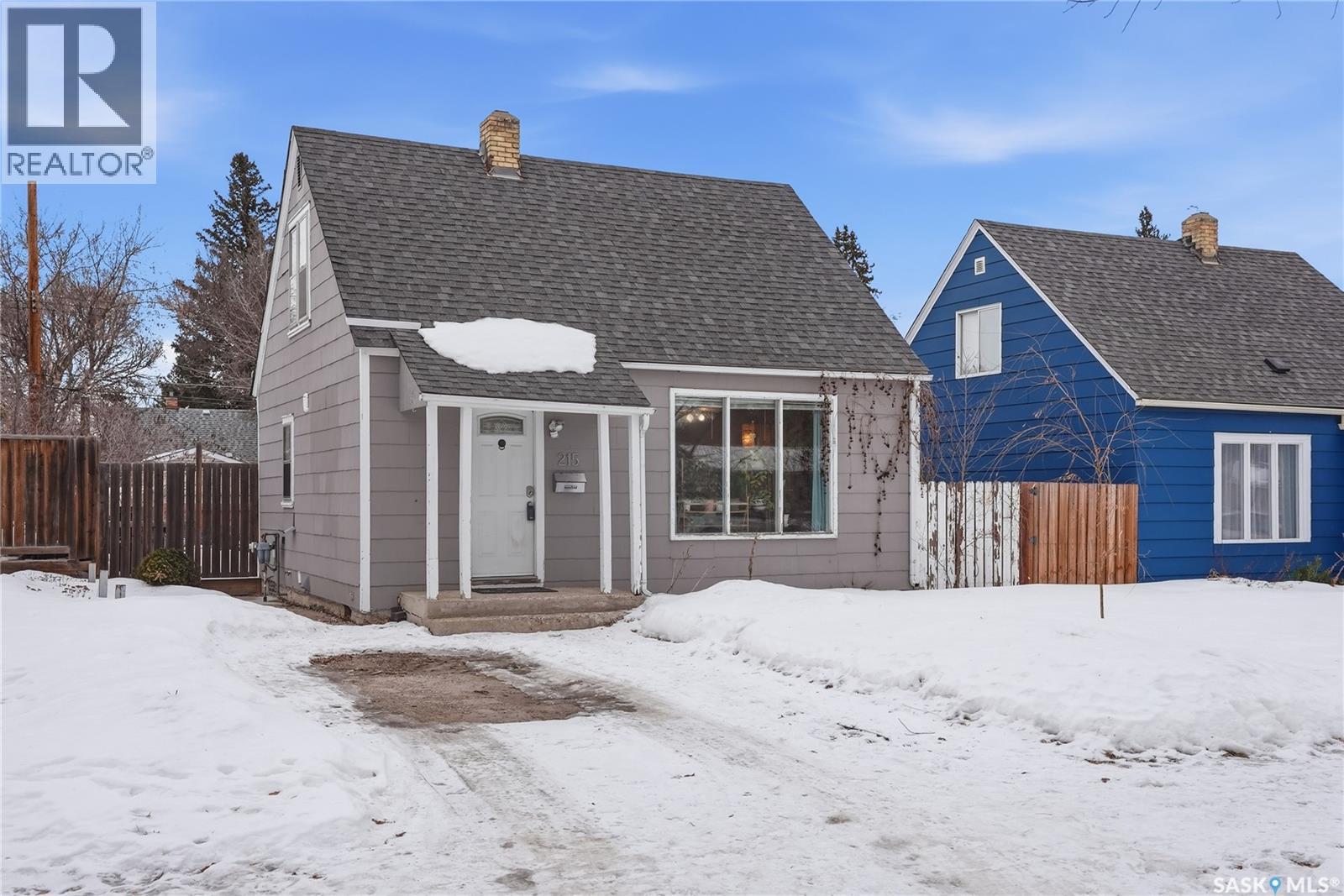 215 Ash Street E, Saskatoon, SK - Outdoor
