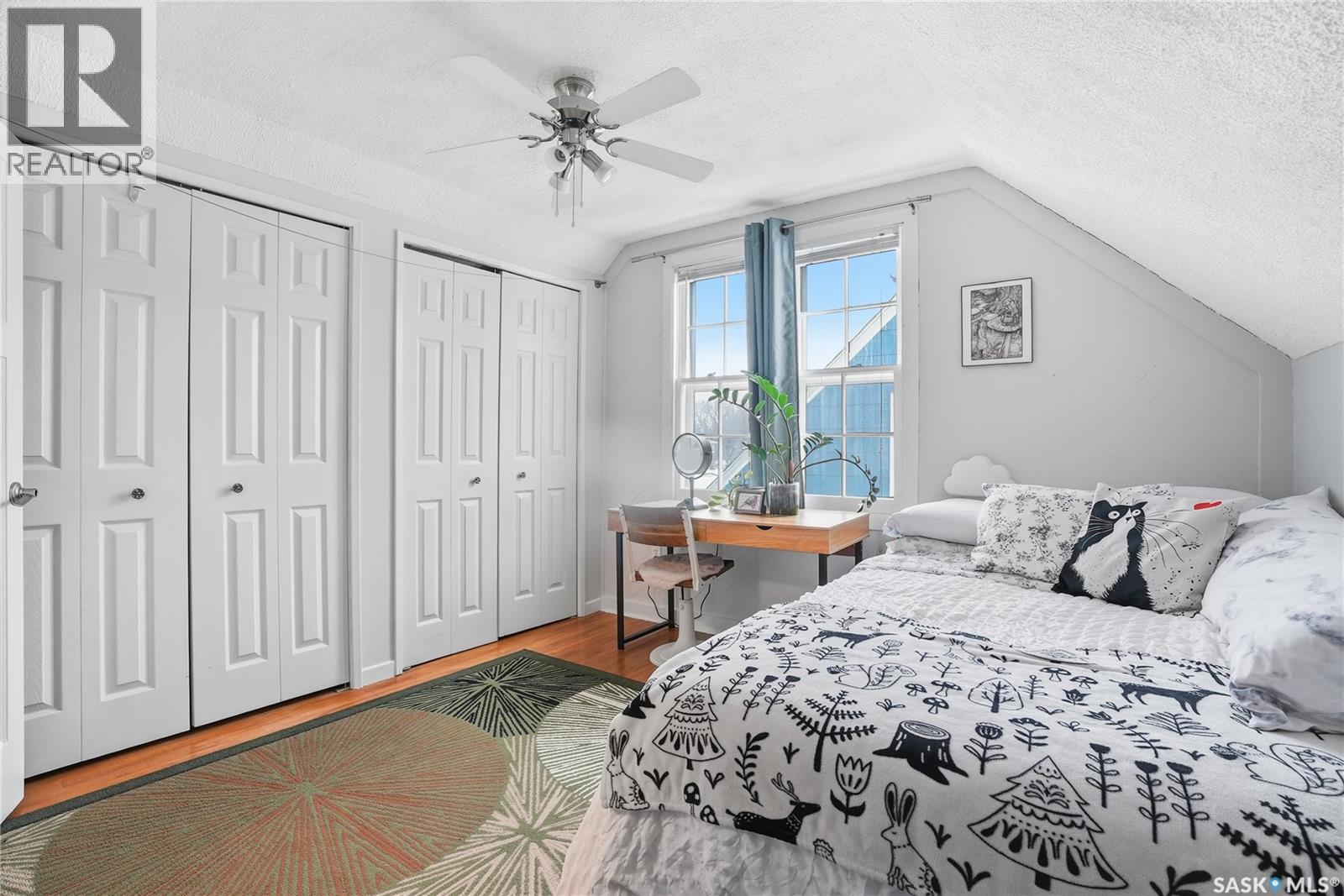 215 Ash Street E, Saskatoon, SK - Indoor Photo Showing Bedroom