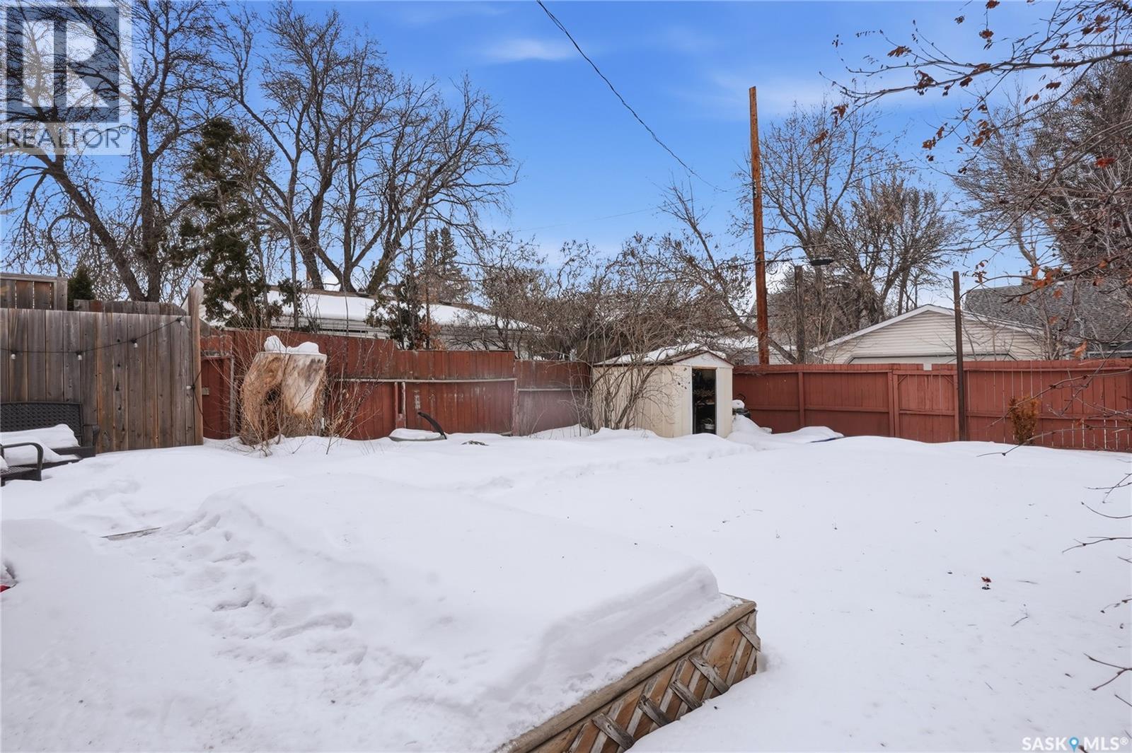215 Ash Street E, Saskatoon, SK - Outdoor