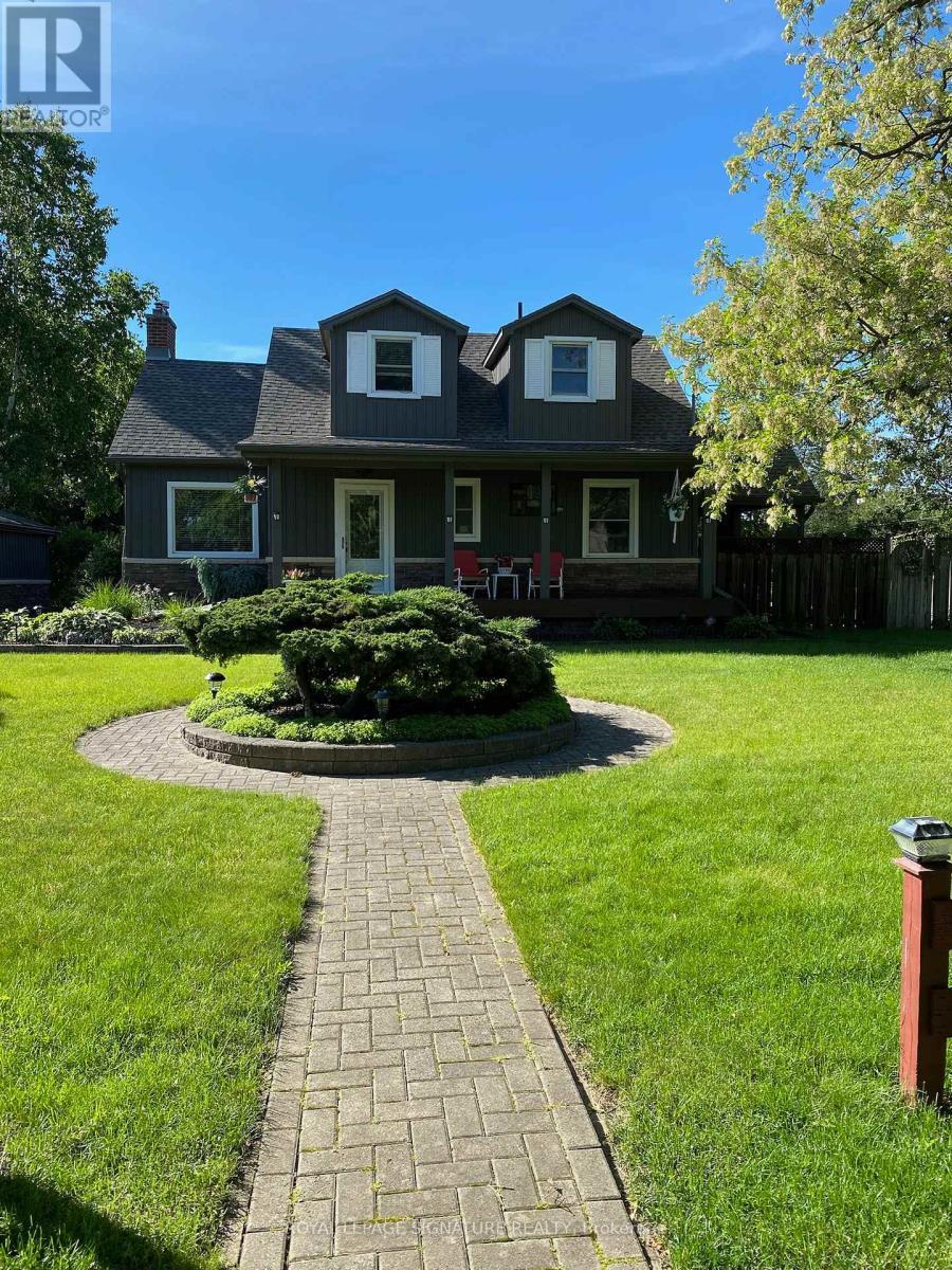 164 Jackson Avenue, Kitchener, ON - Outdoor With Facade