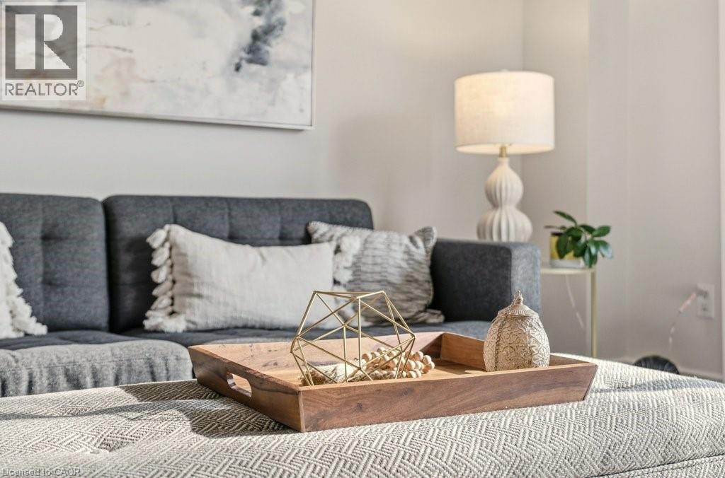 4174 Galileo Common, Burlington, ON - Indoor