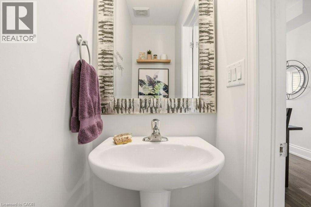 4174 Galileo Common, Burlington, ON - Indoor Photo Showing Bathroom