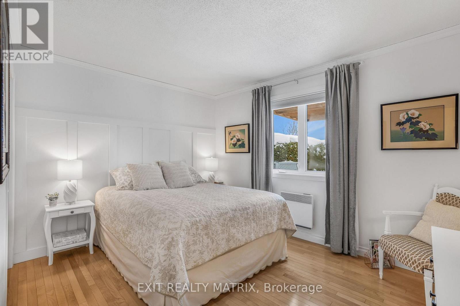 636 Front Road, Champlain, ON - Indoor Photo Showing Bedroom