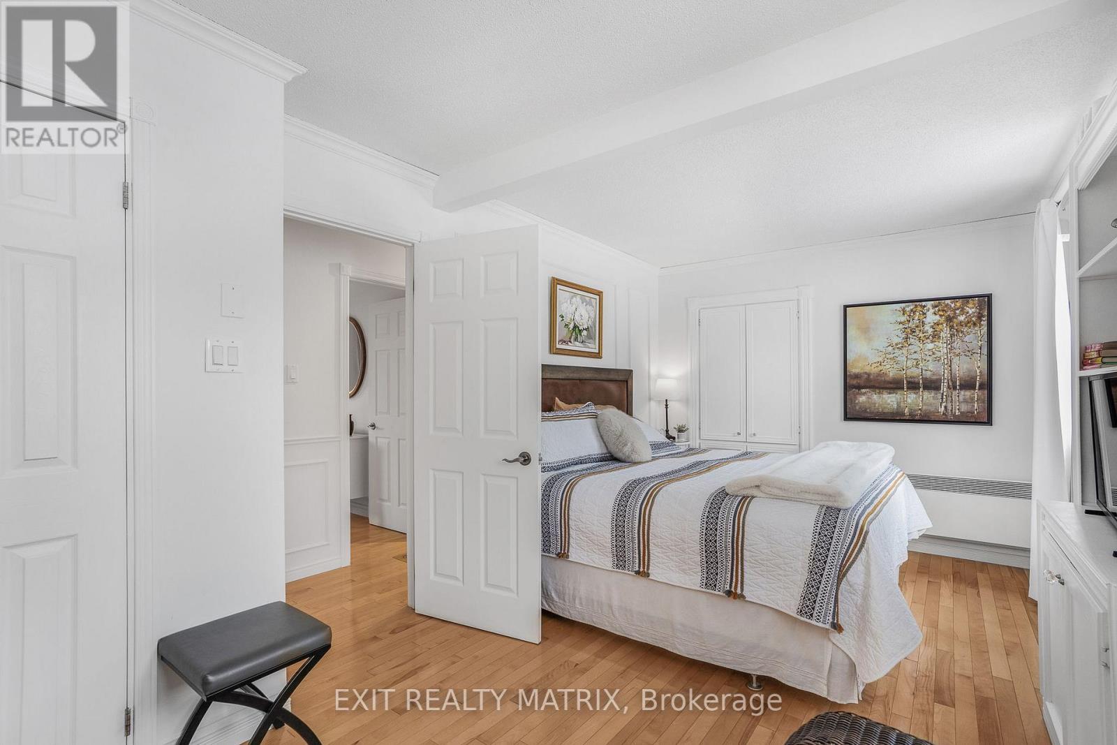 636 Front Road, Champlain, ON - Indoor Photo Showing Bedroom