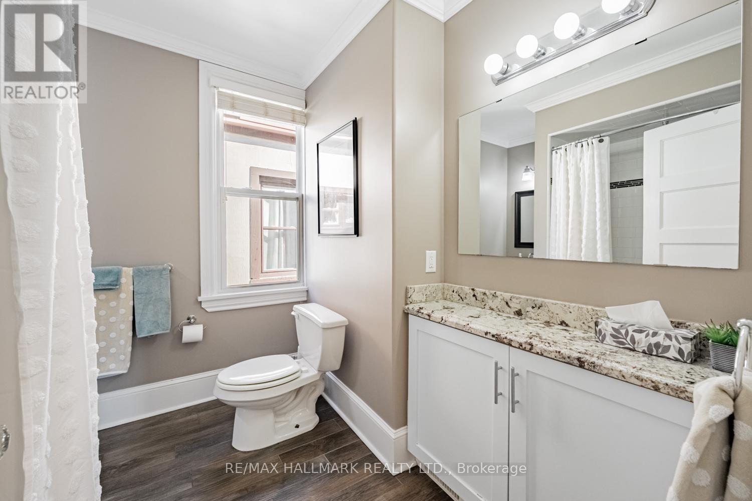 407 Aberdeen Avenue, Hamilton, ON - Indoor Photo Showing Bathroom
