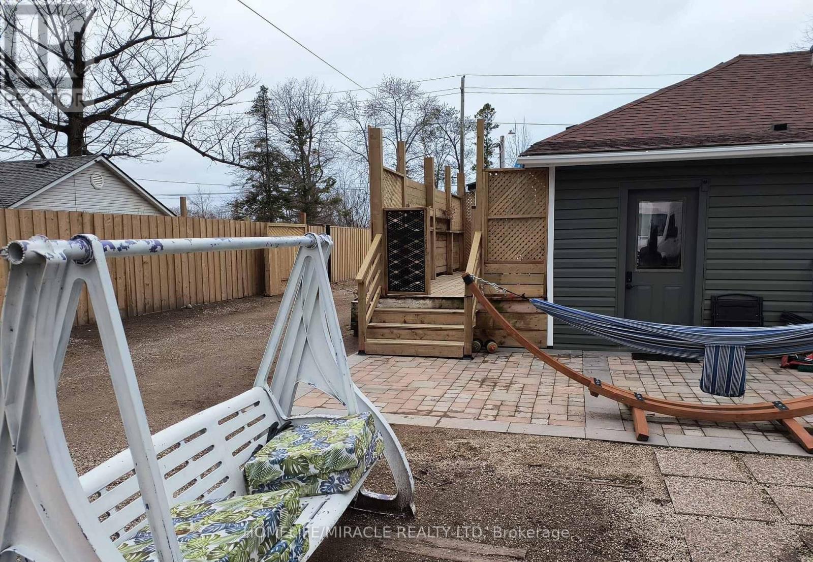 101 River Road E, Wasaga Beach, ON - Outdoor