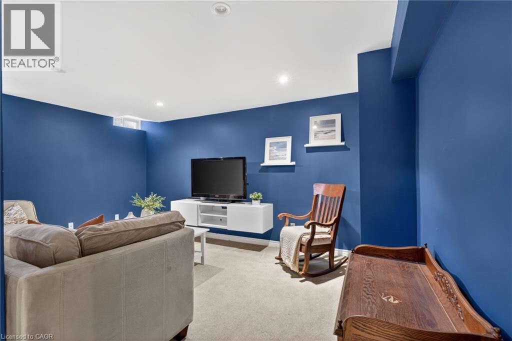 2286 Seton Crescent, Burlington, ON - Indoor Photo Showing Other Room