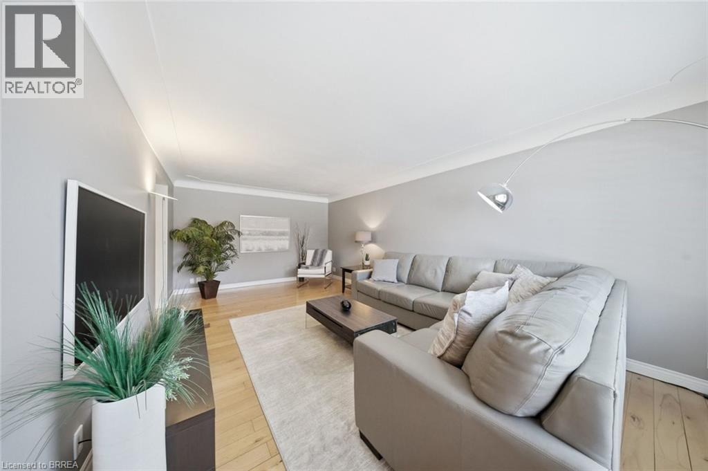 71 Pinecrest Drive, Kitchener, ON - Indoor