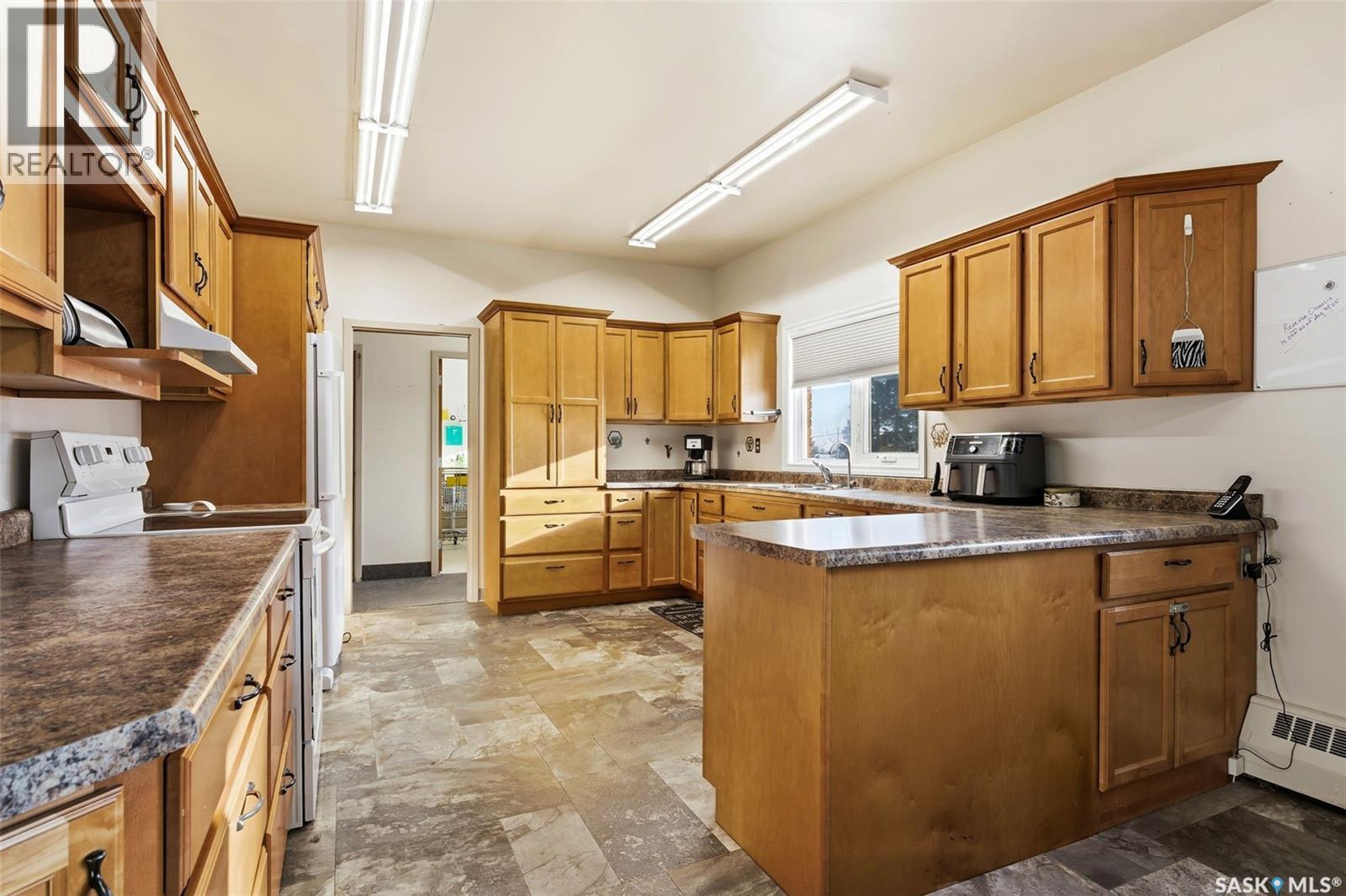 1094 Ursuline Drive, Grayson, SK - Indoor Photo Showing Kitchen
