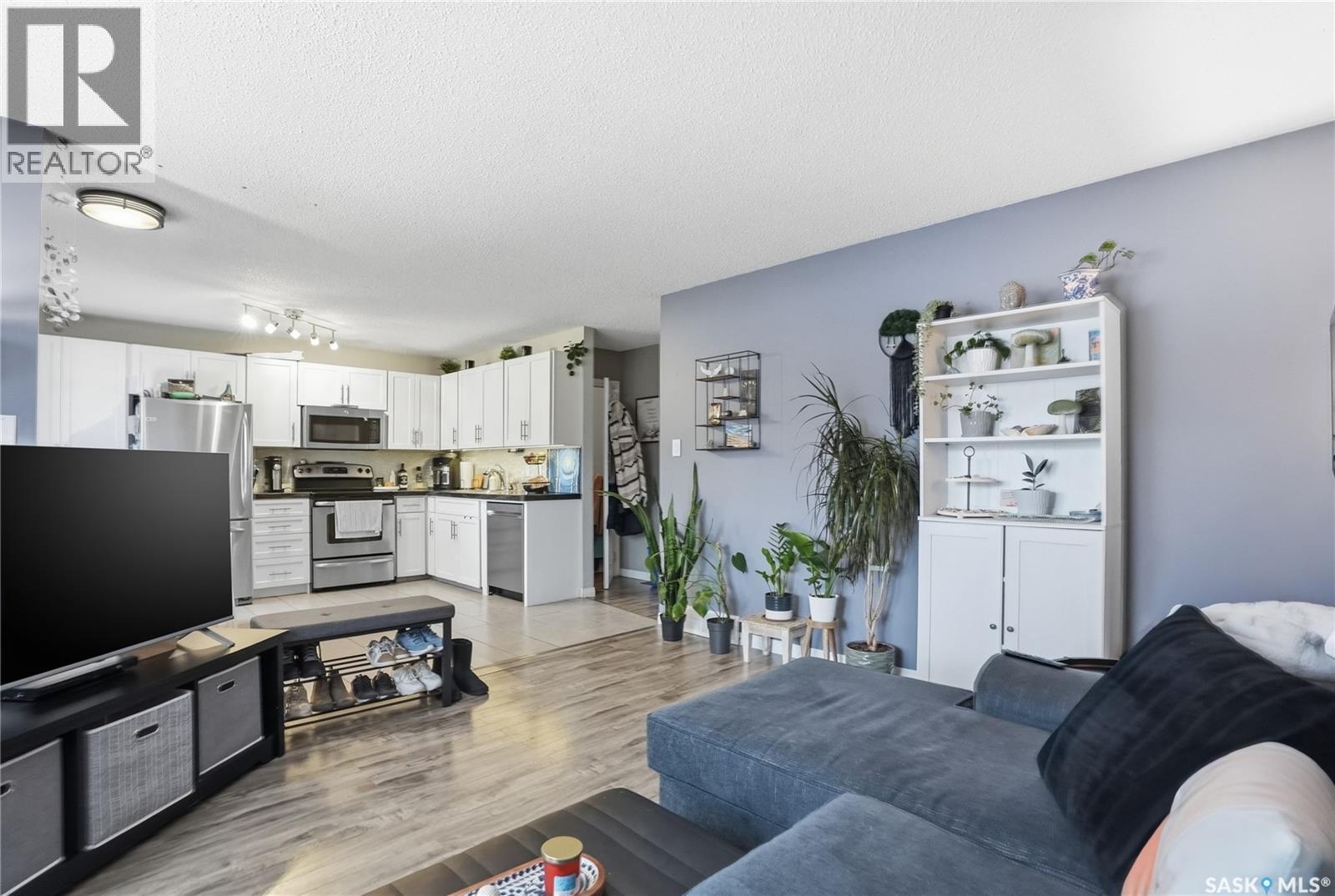 210 113Th Street W, Saskatoon, SK - Indoor